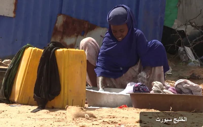 أزمة إنسانية متفاقمة: إغلاق 200 مرفق صحي يضاعف معاناة النازحين في مقديشو