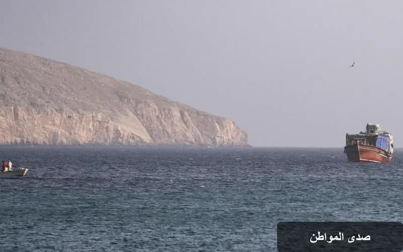 التوترات المتصاعدة: إيران وأمريكا تتبادلان الاتهامات حول السيطرة على مضيق هرمز