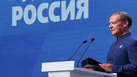 مدفيديف يؤكد: العملية العسكرية في أوكرانيا ستنتهي بشروط روسيا