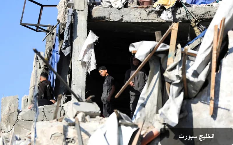 تصعيد عسكري في غزة: استشهاد فلسطيني واحتدام الخلافات بين قادة الاحتلال