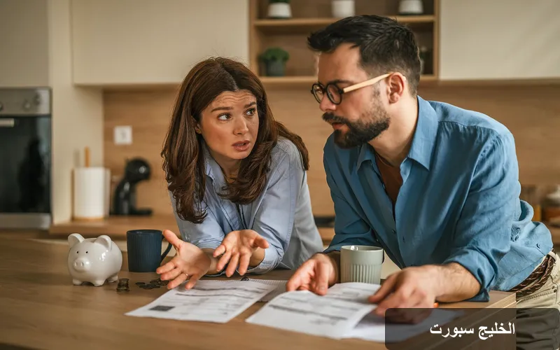 المال كعقدة في العلاقات الزوجية: كيف نتجاوز التوترات المالية؟
