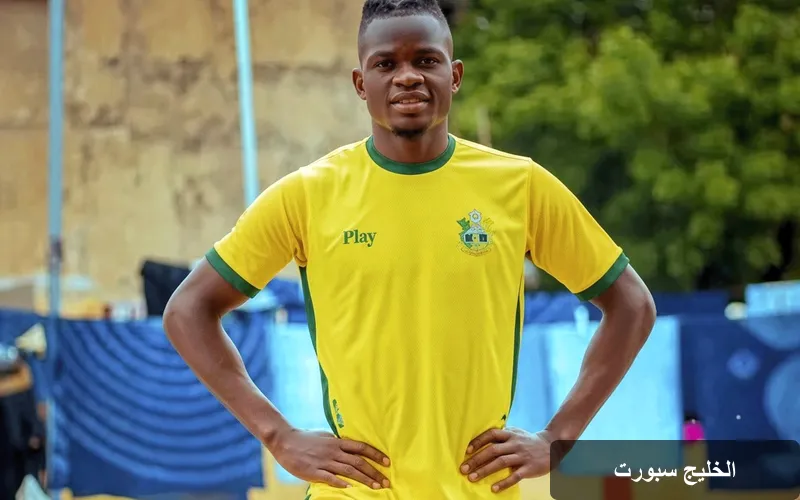 لاعب نيجيري يعود للحياة بعد إعلان وفاته في مباراة ودية مثيرة للدهشة