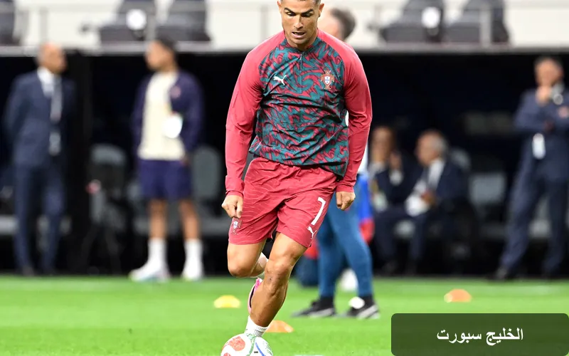 أغرب الوظائف التي يتطلبها نجوم كرة القدم: من خبير نوم رونالدو إلى جليسة بالوتيلي
